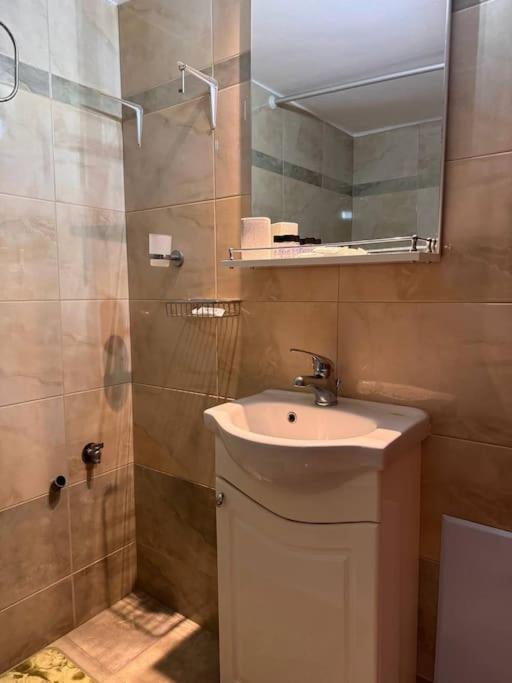 Family Woodland Oasis Vipgreece Apartment Kírinthos Екстериор снимка