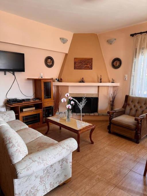 Family Woodland Oasis Vipgreece Apartment Kírinthos Екстериор снимка