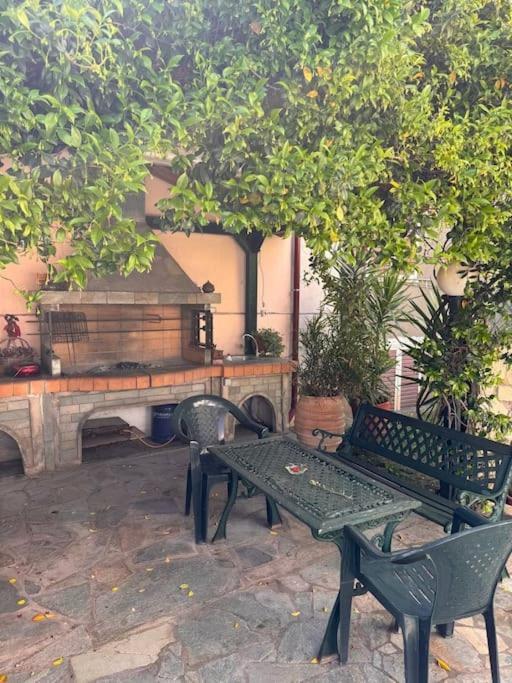Family Woodland Oasis Vipgreece Apartment Kírinthos Екстериор снимка